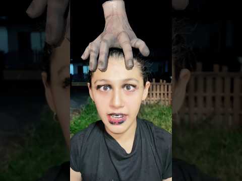 Wednesday Addams | ตามหาเพื่อน!! 🤣 #funny #comedy #drama #humor #memes #youtube #shorts #minmayang