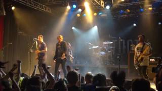 BEARTOOTH - Beaten In Lips (Live)