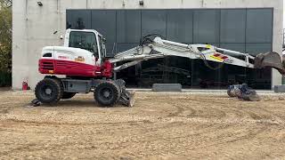 Prodaja Takeuchi TB295W bagera točkaša - Slika 4 | Machineryline HR Takeuchi TB295W bager točkaš | Slika 4 - Machineryline