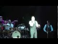 Yaakov Shwekey Sings At Peris Concert - Vehi ...