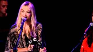 The Pierces - Come As You Are (Nirvana Cover)