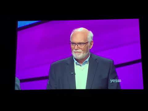 Jeopardy contestant chat, Jessica Babbitt Day 4 - Worst selling special book??? 📚 (3/16/20)