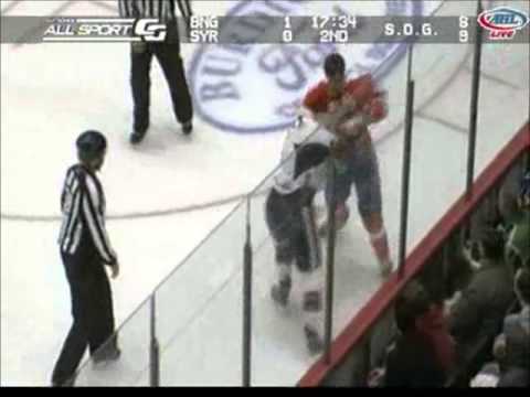 Mark Borowiecki vs Jared Nightingale