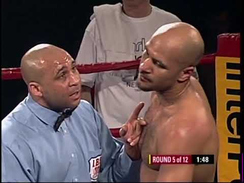 Clinton Woods vs Rico Hoye 04-03-2005