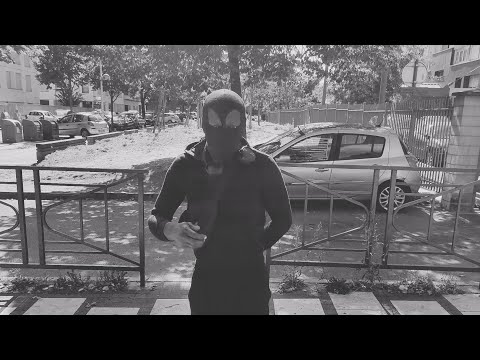Video thumbnail for Mr. Desvarieux (Live)