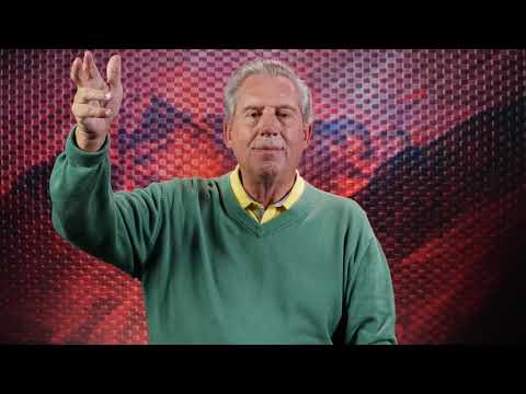 Minute With Maxwell: Throw Away the Box - John Maxwell Team