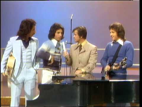 American Bandstand 1975-  Interview Hudson Brothers