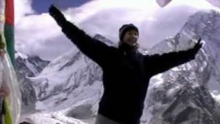 preview picture of video 'Heidrun auf  dem Kala Pattar gegenüber Everest'
