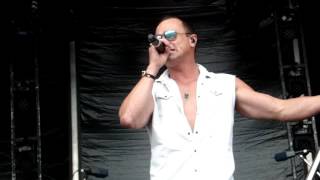 Shannon Noll "Run to Paradise" @ Dubbo 4.3.17