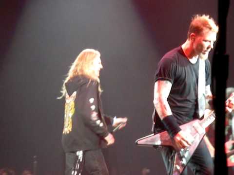 Metallica Motorcycle Man with Biff (Saxon) Paris Bercy 02/04/09