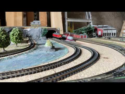 Roco Minitanks Panzerzug Spur N Scale N  Ludmilla BR233 Militär Leopard 2 Haubitze Schwerlastwagen