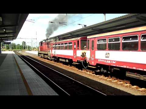 Odjezd lokomotivy 742.045 na osobním vlaku z Ostravy-Kunčic [HD]