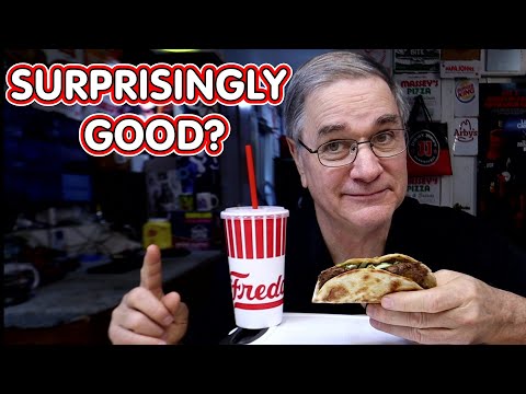 Freddy’s NEW Smash Burger Taco Review | Deconstruct 🔍 Temp 🌡️ | Limited Time | Joe Is Hungry