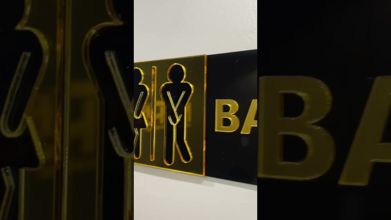 Elegância nas placas de sinalização do seu espaço, feito em acrílico cast de alta qualidade