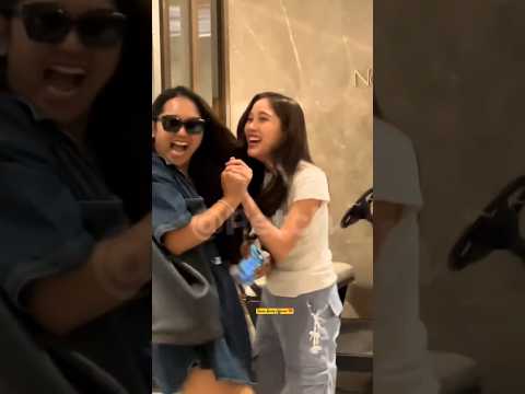 Freen Sarocha 😍Why Are So Cute & Funny 😂😘/Freen Becky Together #freenbeck #freensarocha #srchafreen