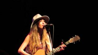 Kate Voegele - Run Out Of Love - Club Cafe