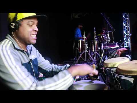 Percussão gospel musica Nome de Jesus "The Name Of Jesus"