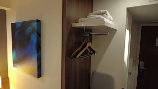 Holiday Inn Express  Earls Court London room tour