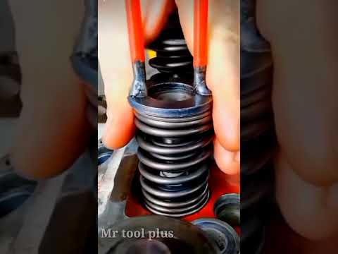 engine valve spring fitting  #valve #shorts  October 1, 2022