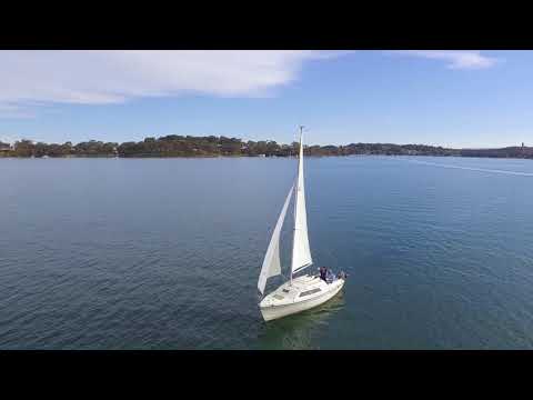 Farr 7500 Trailer Yacht - Winter Trailer Sailing on Lake Macquarie, NSW, Australia
