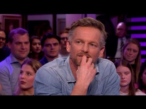 "Tijdens het draaien werden mensen neergeknald" - RTL LATE NIGHT