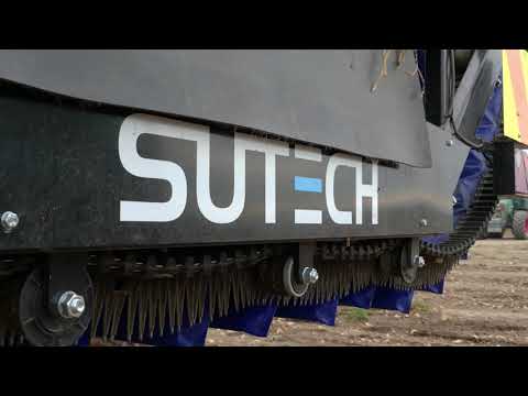 SU-Tech onion loader harvesting Onions in New Zealand