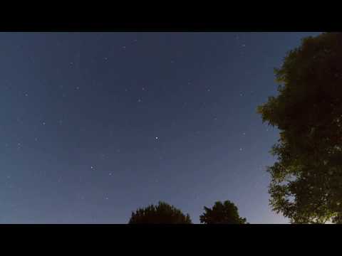 Zeitraffer Aufnahme des Sternenhimmels (Timelapse)