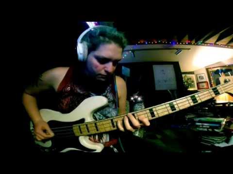 julie slick—adrian belew power trio b3 bass playthrough