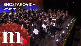 Waldbühne 2011: Riccardo Chailly conducts Shostakovich's Waltz 2
