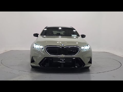 BMW M5 4.4 - Image 2