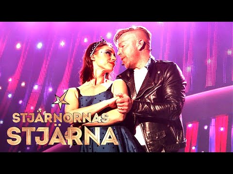 Casper Janebrink sjunger Sandy i Stjärnornas stjärna 2018