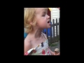 Roos zingt Land van je ogen dicht - Woezel & Pip