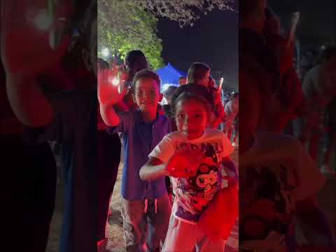 @lacava10oficial Ayer encendimos la Navidad en Juan José Mora