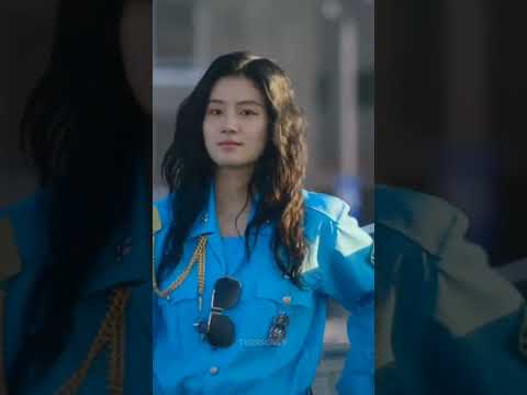 She's so dayyummm fine🤒💥             #seoulvibe #parkjuhyun #yooahin #mino #kdrama #fypシ #shortvideo