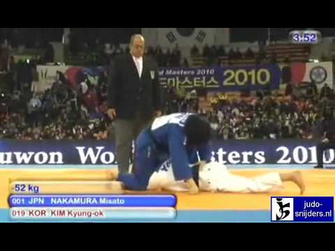 Judo 2010 Suwon: Misato Nakamura (JPN) - Kyung-ok Kim (KOR) [-52kg].