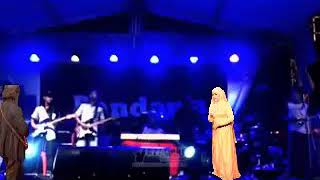 Download lagu Senyum di atas luka. Anita Dahlan mp3 Download lagu Senyum di atas luka. Anita Dahlan mp3