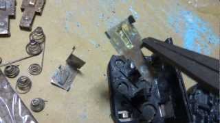 Virtual Boy Repair: Battery Acid Corrosion Damage & Dead Non Working Lens