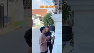 Download lagu Sebatas mimpi nano di nyanyikan pengamen dengan keren mp3