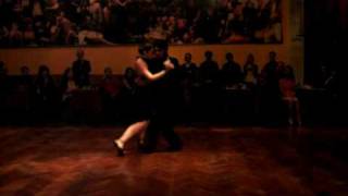 Ariadna Naveira y Fernando Sanchez - Ilusión Azul