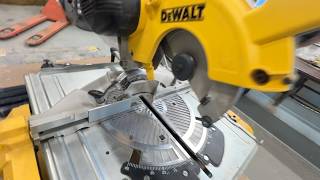 Scie à onglets DeWalt DW74 3N à vendre - Image 4 | Machineryline BE Scie à onglets DeWalt DW74 3N | Image 4 - Machineryline
