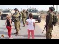 Askar Israel disepak oleh budak perempuan Palestin berumur 10 tahun thumbnail