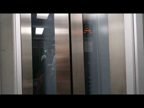 Old Semag (mb Schindler) traction elevator/lift in Tulisuontie 18B, Itäkeskus, Helsinki