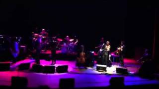 Lyle Lovett &quot;You Can&#39;t Resist It&quot; live at Burnsville, MN, Performing Arts Center, Aug 18, 2011