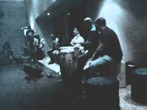 Movida Acústica Urbana - Descarga