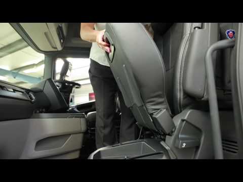 Scania Next Generation - Table & Swivel Seat