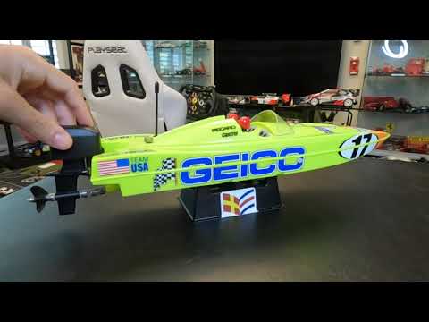 Pro Boat Miss GEICO 17" Power Boat Racer Self-Righting Deep-V RTR