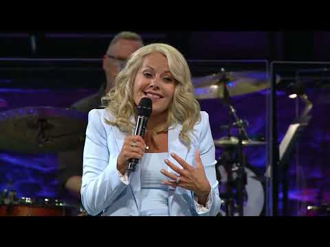 Paula and Emma Album Debut Concert.