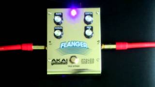 Video thumbnail for ORANGOROCK Teste Pedal Akai Flanger by Orangorock Com
