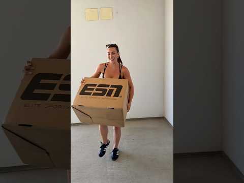 -50% AT ESN 😱 Sun 12 pm Code Eva 🩷 #esn #protein #supplements