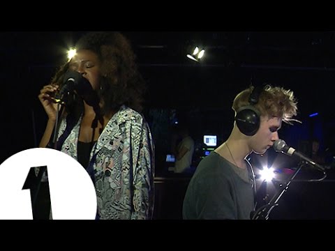 Mura Masa feat. Nao - Firefly - Radio 1's Piano Sessions